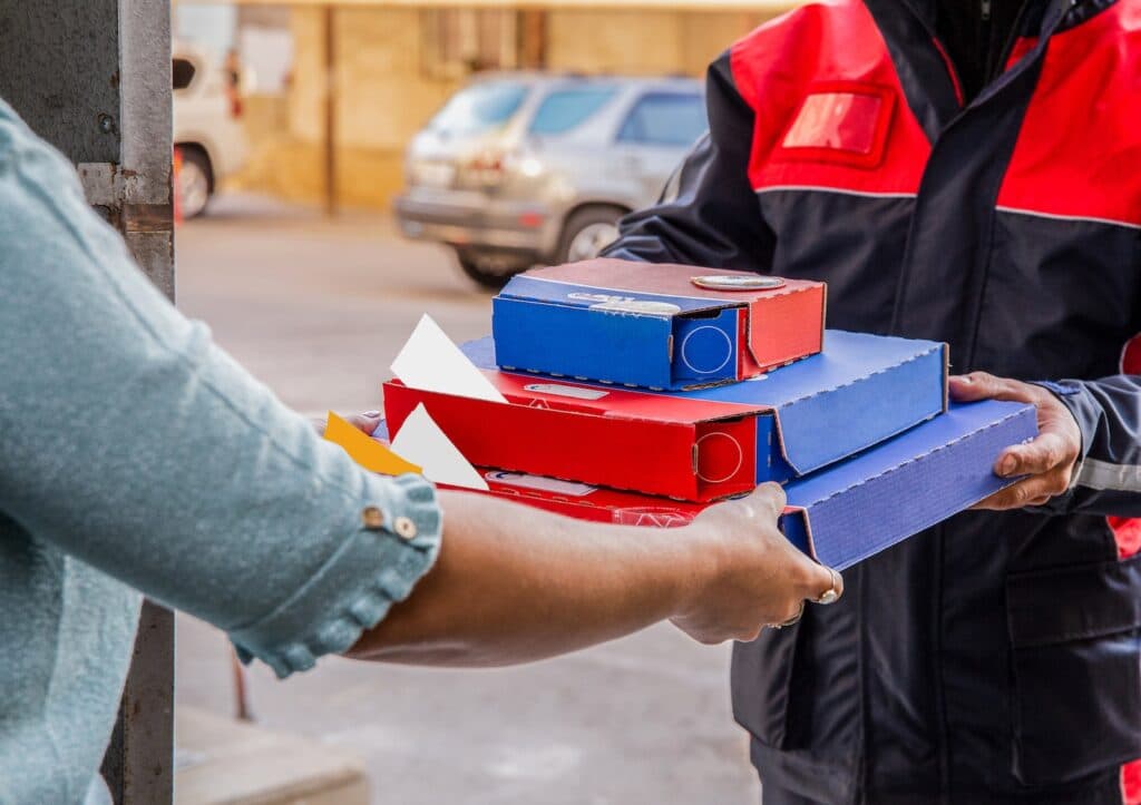 Why You Should Put Your Restaurant On A Delivery App Now